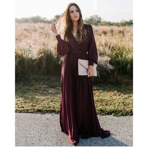 VICI Diana Long Sleeve Tie Waist Split Maxi Dress Sz: S - Wine